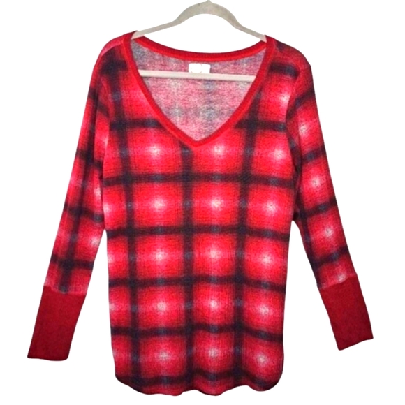 Maurices Red and Black Plaid V Neck Sweater Top Size Large - Picture 1 of 6